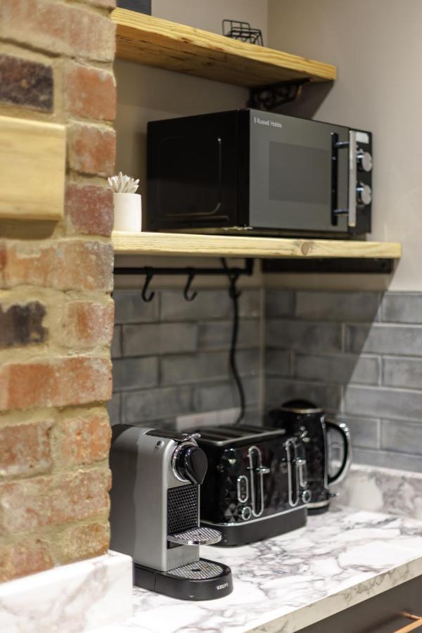 The Getaway! 3 Bed House - Plymouth - Sleeps 7 - Free Parking - Habita Property מראה חיצוני תמונה